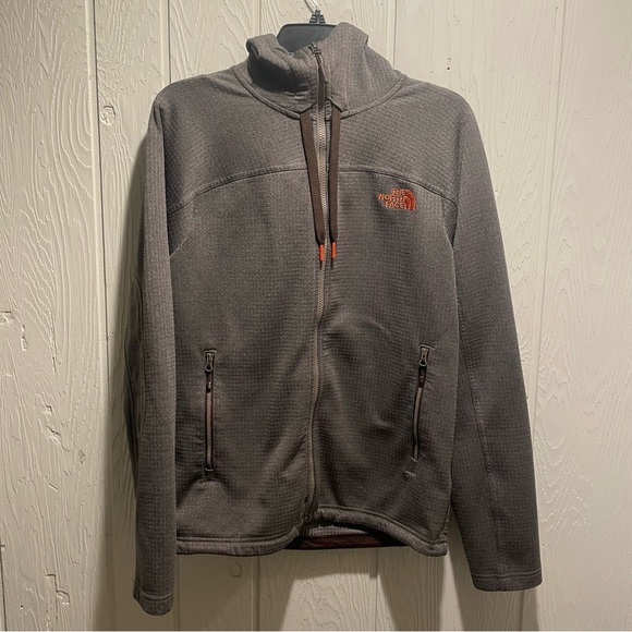 North Face Men’s Lightweight Full Zip Hoodie - Picture 4 of 6